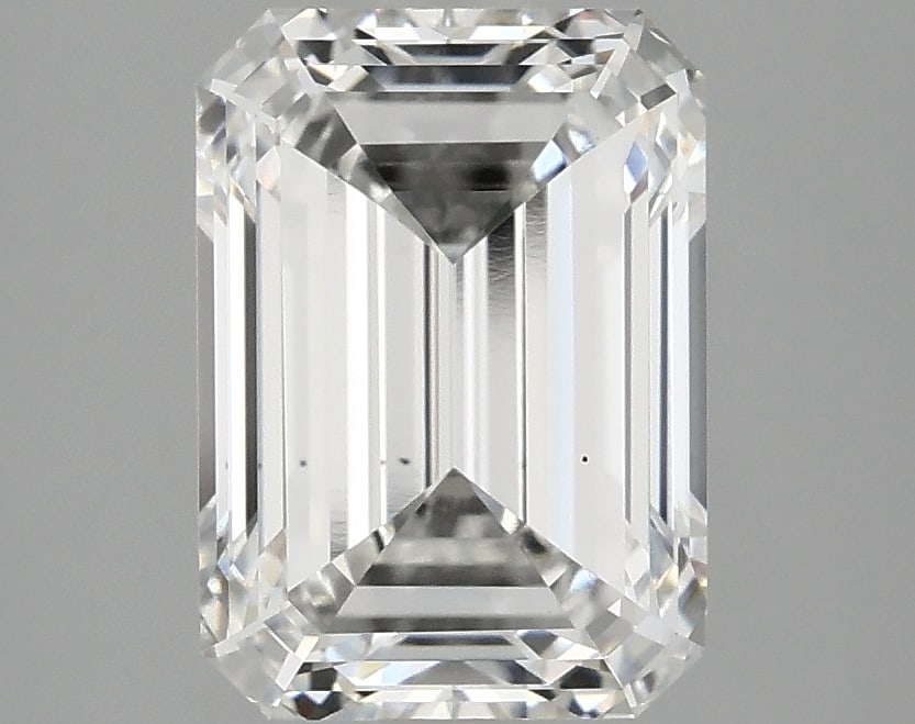Loose Diamond - EMERALD 3.03ct E VS2: Loose Diamond - EMERALD 3.03ct E VS2 Source: This is a real non-mined Diamond that has been grown in a lab Shape: EMERALD Carats: 3.03 Color: E Clarity: VS2 Certification: IGI Condition: Pre-Owned PLE
