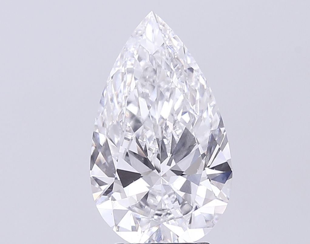Loose Diamond - PEAR 4.0ct D VS1: Loose Diamond - PEAR 4.0ct D VS1 Source: This is a real non-mined Diamond that has been grown in a lab Shape: PEAR Carats: 4.0 Color: D Clarity: VS1 Certification: IGI PLEASE NOTE: Framed, Large, or h