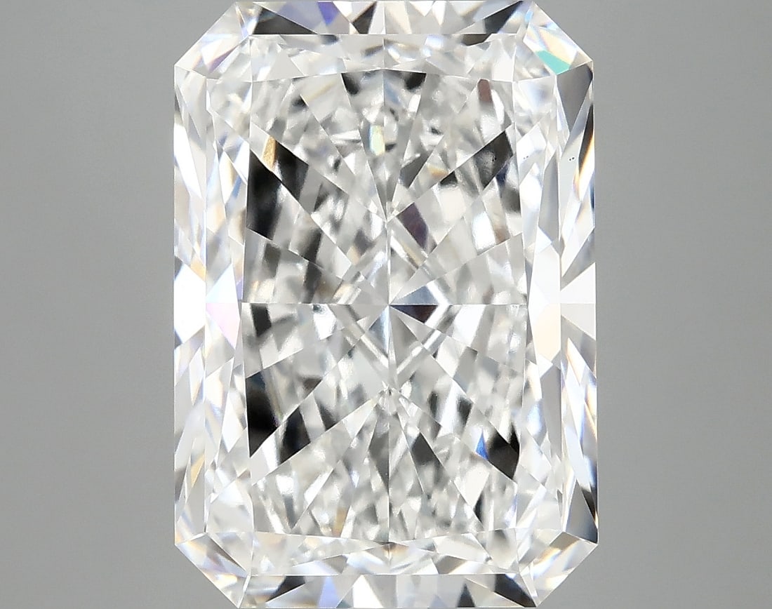 Loose Diamond - RADIANT 7.69ct F VS1: Loose Diamond - RADIANT 7.69ct F VS1 Source: This is a real non-mined Diamond that has been grown in a lab Shape: RADIANT Carats: 7.69 Color: F Clarity: VS1 Certification: IGI Condition: Pre-Owned PLE