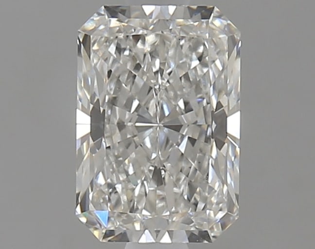 Loose Diamond - RADIANT 1.41ct E VS2: Loose Diamond - RADIANT 1.41ct E VS2 Source: This is a real non-mined Diamond that has been grown in a lab Shape: RADIANT Carats: 1.41 Color: E Clarity: VS2 Certification: IGI Condition: Pre-Owned