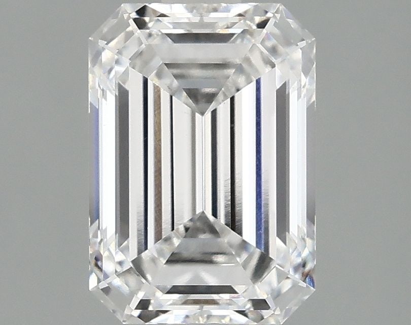 Loose Diamond - EMERALD 2.1ct E VS1: Loose Diamond - EMERALD 2.1ct E VS1 Source: This is a real non-mined Diamond that has been grown in a lab Shape: EMERALD Carats: 2.1 Color: E Clarity: VS1 Certification: IGI Video: