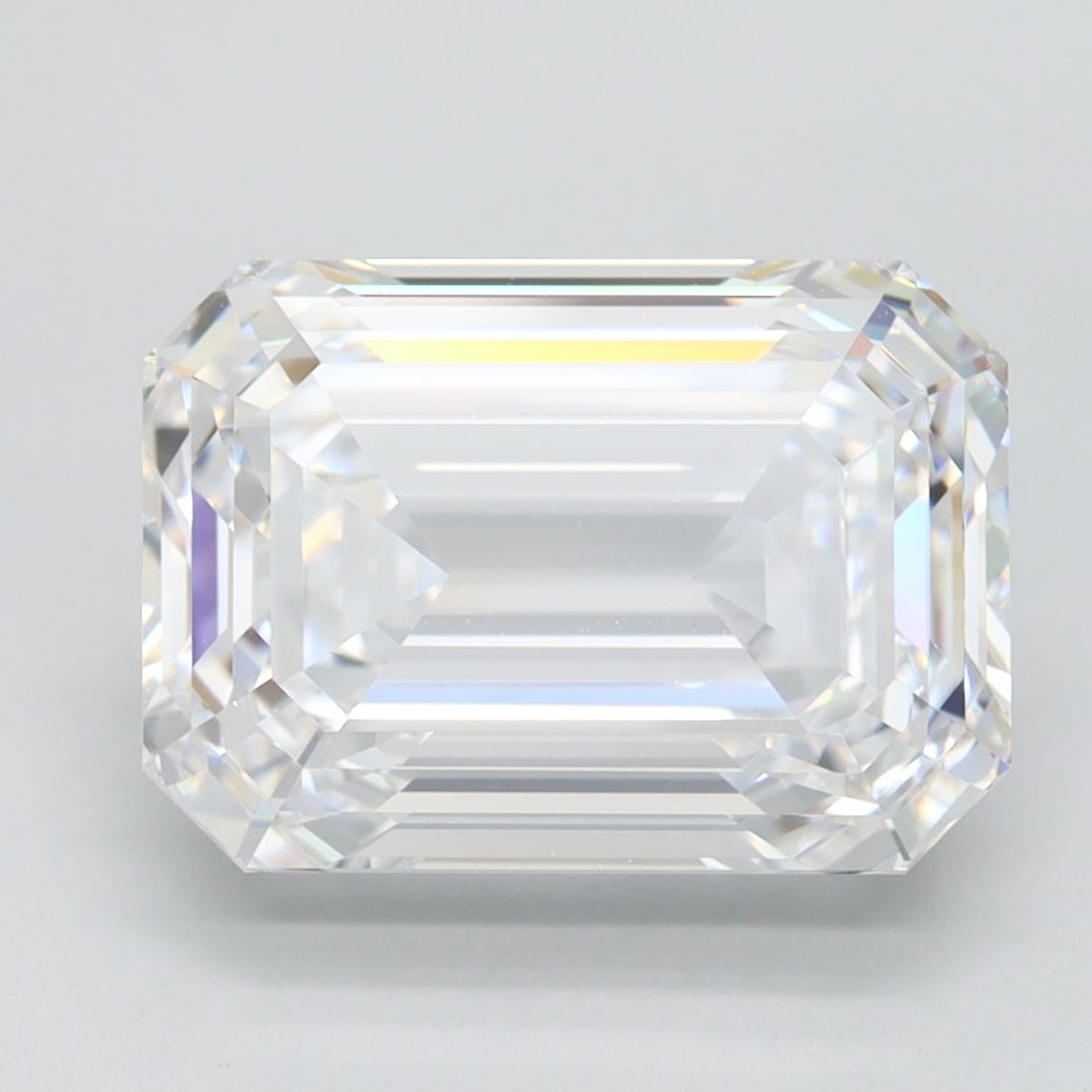 Loose Diamond - EMERALD 5.24ct D FL: Loose Diamond - EMERALD 5.24ct D FL Source: This is a real non-mined Diamond that has been grown in a lab Shape: EMERALD Carats: 5.24 Color: D Clarity: FL Certification: IGI Video: