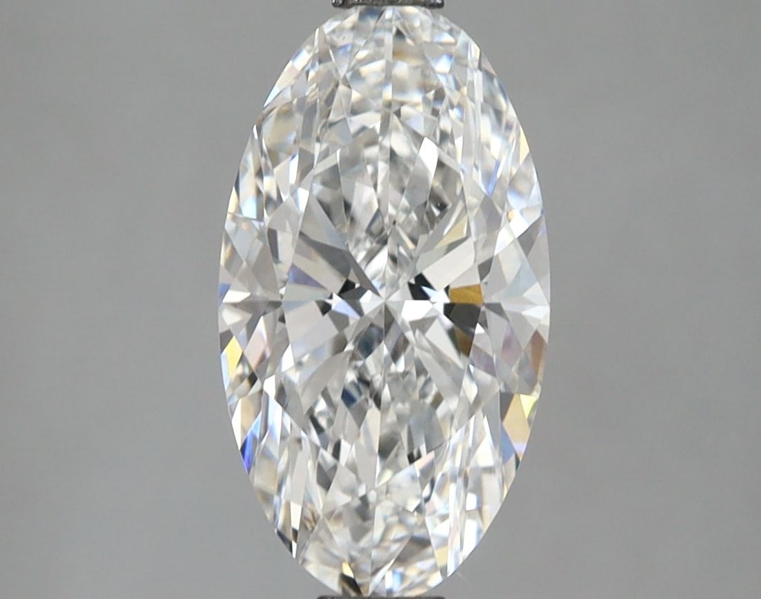 Loose Diamond - OVAL 2.38ct D VVS2: Loose Diamond - OVAL 2.38ct D VVS2 Source: This is a real non-mined Diamond that has been grown in a lab Shape: OVAL Carats: 2.38 Color: D Clarity: VVS2 Certification: IGI Video: