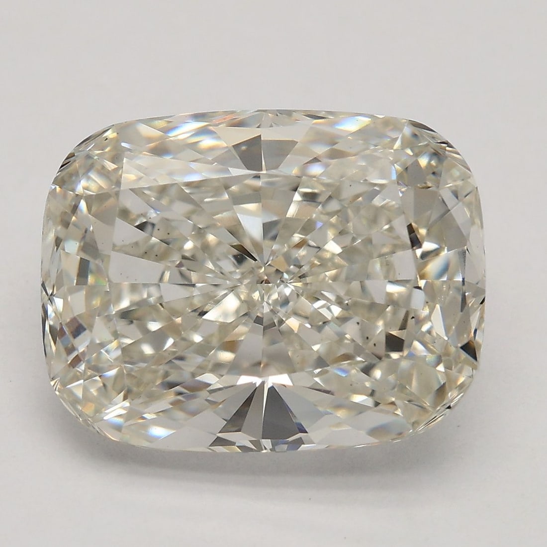 Loose Diamond - CUSHION BRILLIANT 5.0ct G VS2: Loose Diamond - CUSHION BRILLIANT 5.0ct G VS2 Source: This is a real non-mined Diamond that has been grown in a lab Shape: CUSHION BRILLIANT Carats: 5.0 Color: G Clarity: VS2 Certification: IGI Video: