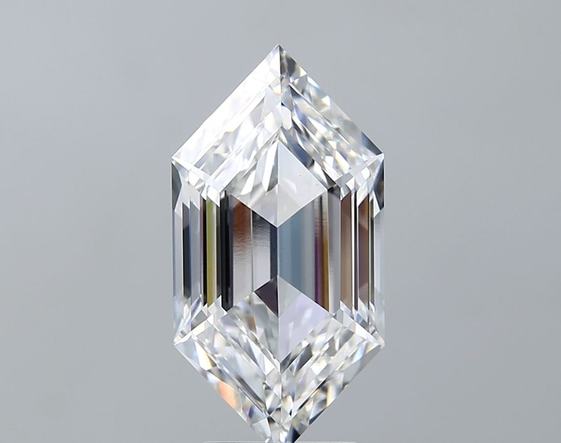 Loose Diamond - HEXAGONAL 4.03ct E VVS2: Loose Diamond - HEXAGONAL 4.03ct E VVS2 Source: This is a real non-mined Diamond that has been grown in a lab Shape: HEXAGONAL Carats: 4.03 Color: E Clarity: VVS2 Certification: IGI Video: