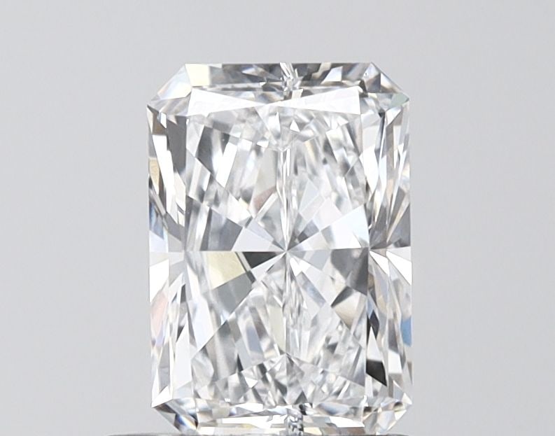 Loose Diamond - RADIANT 1.5ct D VVS1: Loose Diamond - RADIANT 1.5ct D VVS1 Source: This is a real non-mined Diamond that has been grown in a lab Shape: RADIANT Carats: 1.5 Color: D Clarity: VVS1 Certification: IGI Video:
