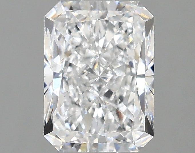 Loose Diamond - RADIANT 1.57ct D VS2: Loose Diamond - RADIANT 1.57ct D VS2 Source: This is a real non-mined Diamond that has been grown in a lab Shape: RADIANT Carats: 1.57 Color: D Clarity: VS2 Certification: IGI Condition: Pre-Owned PLE