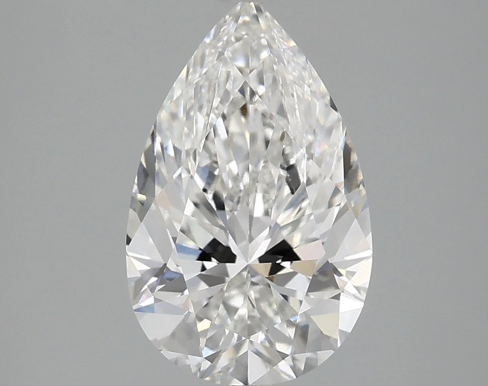 Loose Diamond - PEAR 2.45ct E VS1: Loose Diamond - PEAR 2.45ct E VS1 Source: This is a real non-mined Diamond that has been grown in a lab Shape: PEAR Carats: 2.45 Color: E Clarity: VS1 Certification: IGI Condition: Pre-Owned PLEASE NO