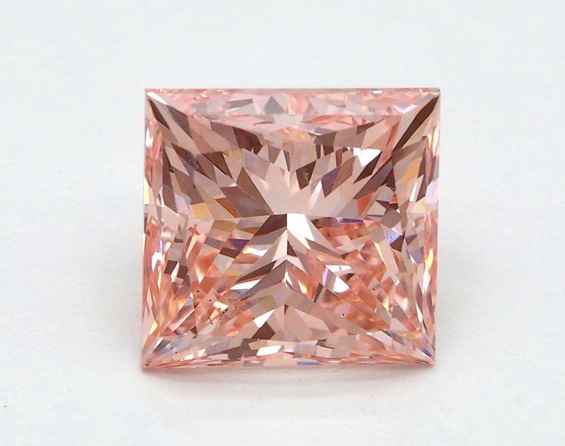 Loose Diamond - PRINCESS 2.32ct Fancy Vivid Pink VS2: Loose Diamond - PRINCESS 2.32ct Fancy Vivid Pink VS2 Source: This is a real non-mined Diamond that has been grown in a lab Shape: PRINCESS Carats: 2.32 Color: Fancy Vivid Pink Certification: IGI Video