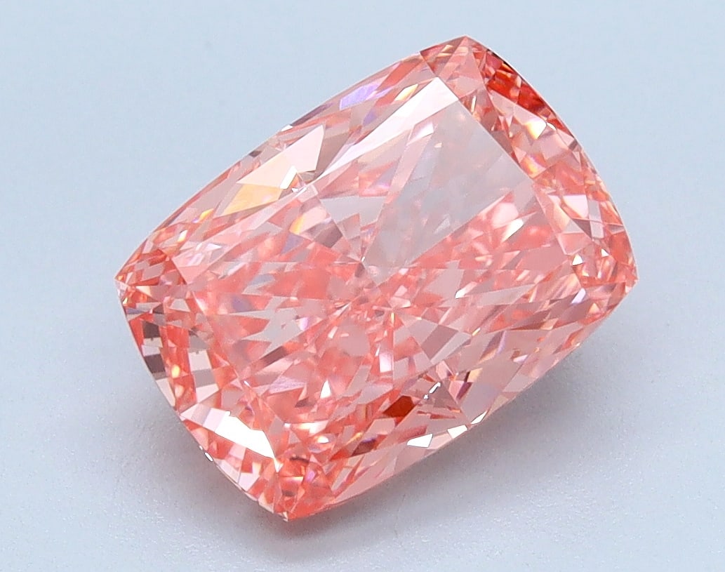 Loose Diamond - CUSHION 2.1ct FANCY VIVID PINK VVS2: Loose Diamond - CUSHION 2.1ct FANCY VIVID PINK VVS2 Source: This is a real non-mined Diamond that has been grown in a lab Shape: CUSHION Carats: 2.1 Color: FANCY VIVID PINK Clarity: VVS2 Certification