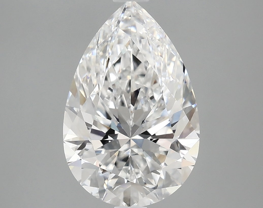 Loose Diamond - PEAR 2.97ct E VVS2: Loose Diamond - PEAR 2.97ct E VVS2 Source: This is a real non-mined Diamond that has been grown in a lab Shape: PEAR Carats: 2.97 Color: E Clarity: VVS2 Certification: IGI Condition: Pre-Owned PLEASE 