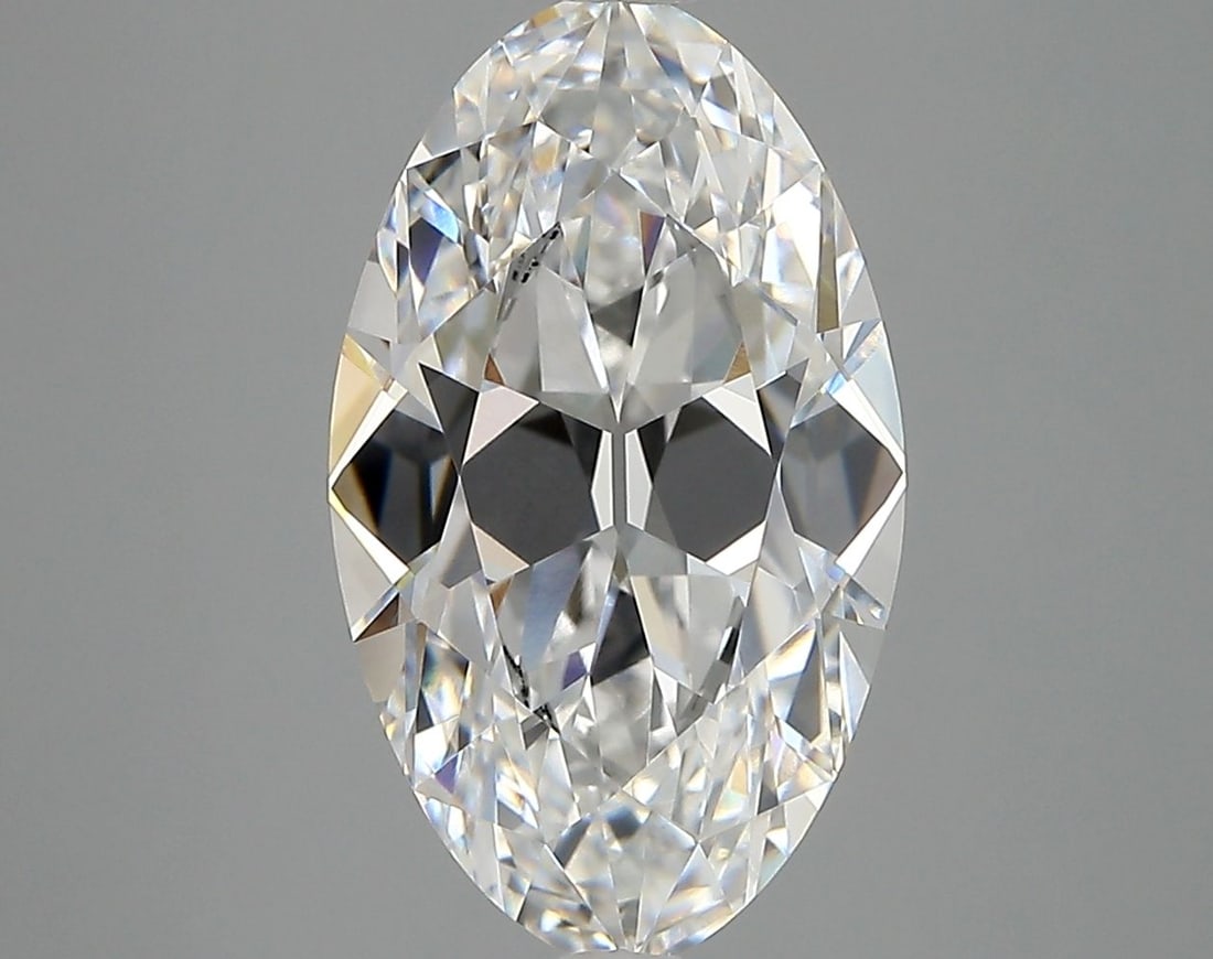 Loose Diamond - OVAL 4.23ct E VVS1: Loose Diamond - OVAL 4.23ct E VVS1 Source: This is a real non-mined Diamond that has been grown in a lab Shape: OVAL Carats: 4.23 Color: E Clarity: VVS1 Certification: IGI Video: