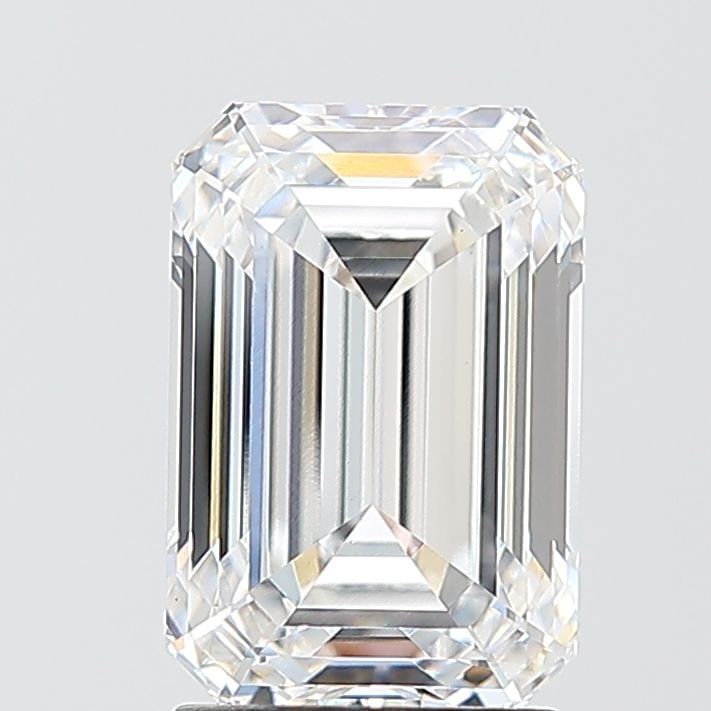 Loose Diamond - EMERALD 2.56ct D VS1: Loose Diamond - EMERALD 2.56ct D VS1 Source: This is a real non-mined Diamond that has been grown in a lab Shape: EMERALD Carats: 2.56 Color: D Clarity: VS1 Certification: IGI Video: