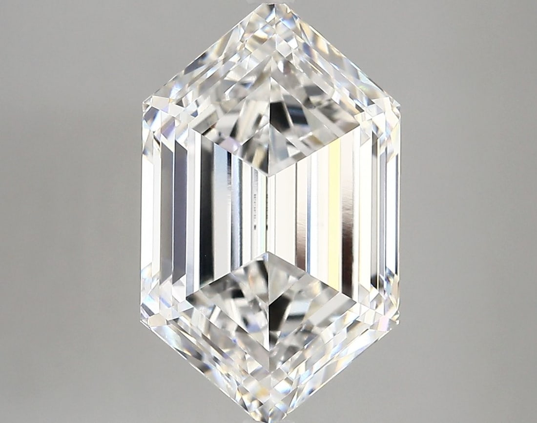 Loose Diamond - HEXAGONAL 5.63ct E VVS2: Loose Diamond - HEXAGONAL 5.63ct E VVS2 Source: This is a real non-mined Diamond that has been grown in a lab Shape: HEXAGONAL Carats: 5.63 Color: E Clarity: VVS2 Certification: IGI Video: