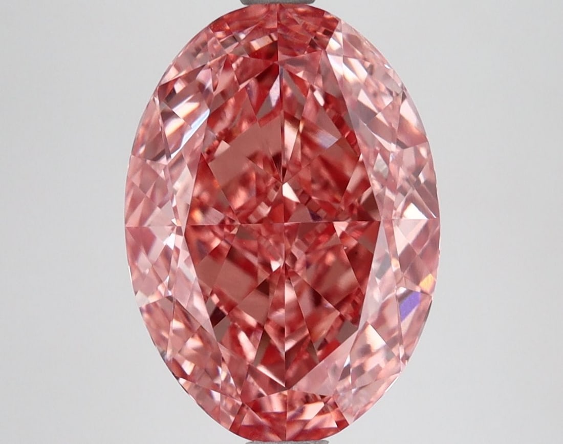 Loose Diamond - OVAL 4.58ct Fancy Vivid Pink VS1: Loose Diamond - OVAL 4.58ct Fancy Vivid Pink VS1 Source: This is a real non-mined Diamond that has been grown in a lab Shape: OVAL Carats: 4.58 Color: Fancy Vivid Pink Certification: IGI Video: