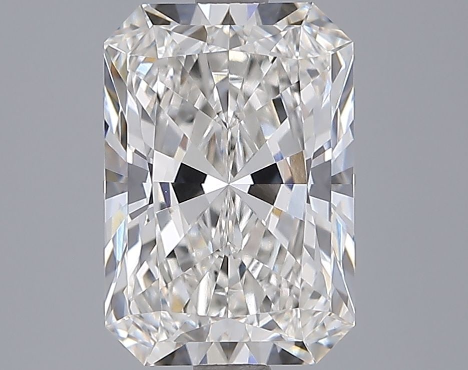 Loose Diamond - RADIANT 3.06ct G VVS2: Loose Diamond - RADIANT 3.06ct G VVS2 Source: This is a real non-mined Diamond that has been grown in a lab Shape: RADIANT Carats: 3.06 Color: G Clarity: VVS2 Certification: IGI Video: