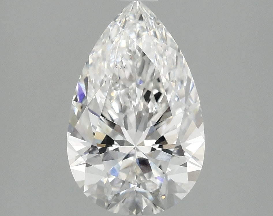 Loose Diamond - PEAR 1.9ct E VS2: Loose Diamond - PEAR 1.9ct E VS2 Source: This is a real non-mined Diamond that has been grown in a lab Shape: PEAR Carats: 1.9 Color: E Clarity: VS2 Certification: IGI Condition: Pre-Owned PLEASE NOTE