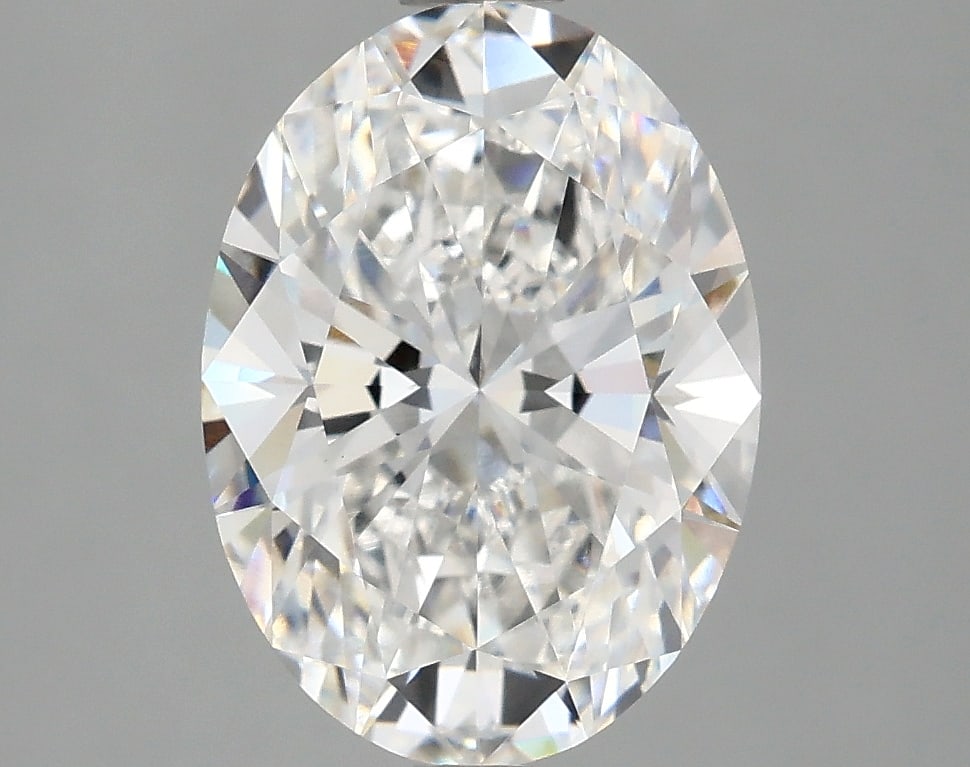 Loose Diamond - OVAL 3.1ct D VS1: Loose Diamond - OVAL 3.1ct D VS1 Source: This is a real non-mined Diamond that has been grown in a lab Shape: OVAL Carats: 3.1 Color: D Clarity: VS1 Certification: IGI Condition: Pre-Owned PLEASE NOTE