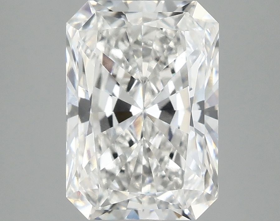 Loose Diamond - RADIANT 2.97ct E VS1: Loose Diamond - RADIANT 2.97ct E VS1 Source: This is a real non-mined Diamond that has been grown in a lab Shape: RADIANT Carats: 2.97 Color: E Clarity: VS1 Certification: IGI Video: