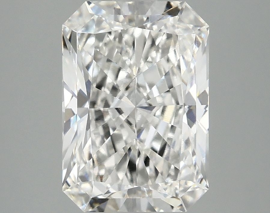Loose Diamond - RADIANT 3.08ct F VVS2: Loose Diamond - RADIANT 3.08ct F VVS2 Source: This is a real non-mined Diamond that has been grown in a lab Shape: RADIANT Carats: 3.08 Color: F Clarity: VVS2 Certification: IGI Video: