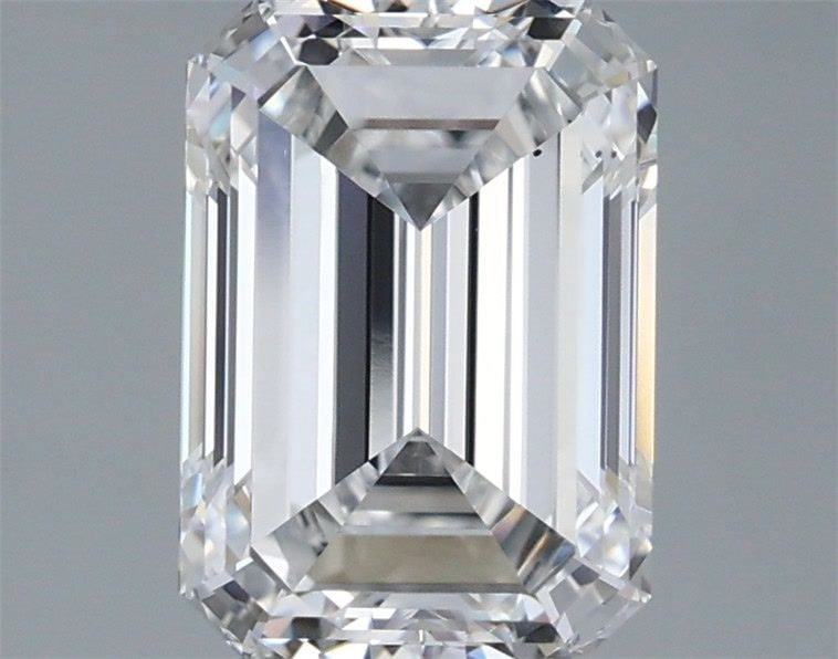 Loose Diamond - EMERALD 2.52ct D VS2: Loose Diamond - EMERALD 2.52ct D VS2 Source: This is a real non-mined Diamond that has been grown in a lab Shape: EMERALD Carats: 2.52 Color: D Clarity: VS2 Certification: IGI Video: