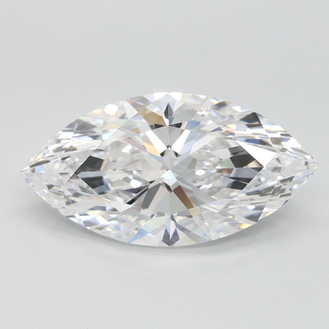Loose Diamond - MARQUISE 2.22ct D IF: Loose Diamond - MARQUISE 2.22ct D IF Source: This is a real non-mined Diamond that has been grown in a lab Shape: MARQUISE Carats: 2.22 Color: D Clarity: IF Certification: IGI Video: