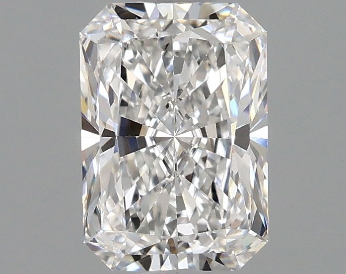 Loose Diamond - RADIANT 0.96ct D VS1: Loose Diamond - RADIANT 0.96ct D VS1 Source: This is a real non-mined Diamond that has been grown in a lab Shape: RADIANT Carats: 0.96 Color: D Clarity: VS1 Certification: IGI Video: