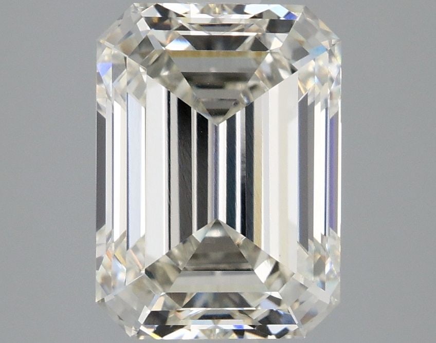 Loose Diamond - EMERALD 3.07ct H VVS2: Loose Diamond - EMERALD 3.07ct H VVS2 Source: This is a real non-mined Diamond that has been grown in a lab Shape: EMERALD Carats: 3.07 Color: H Clarity: VVS2 Certification: IGI Video:
