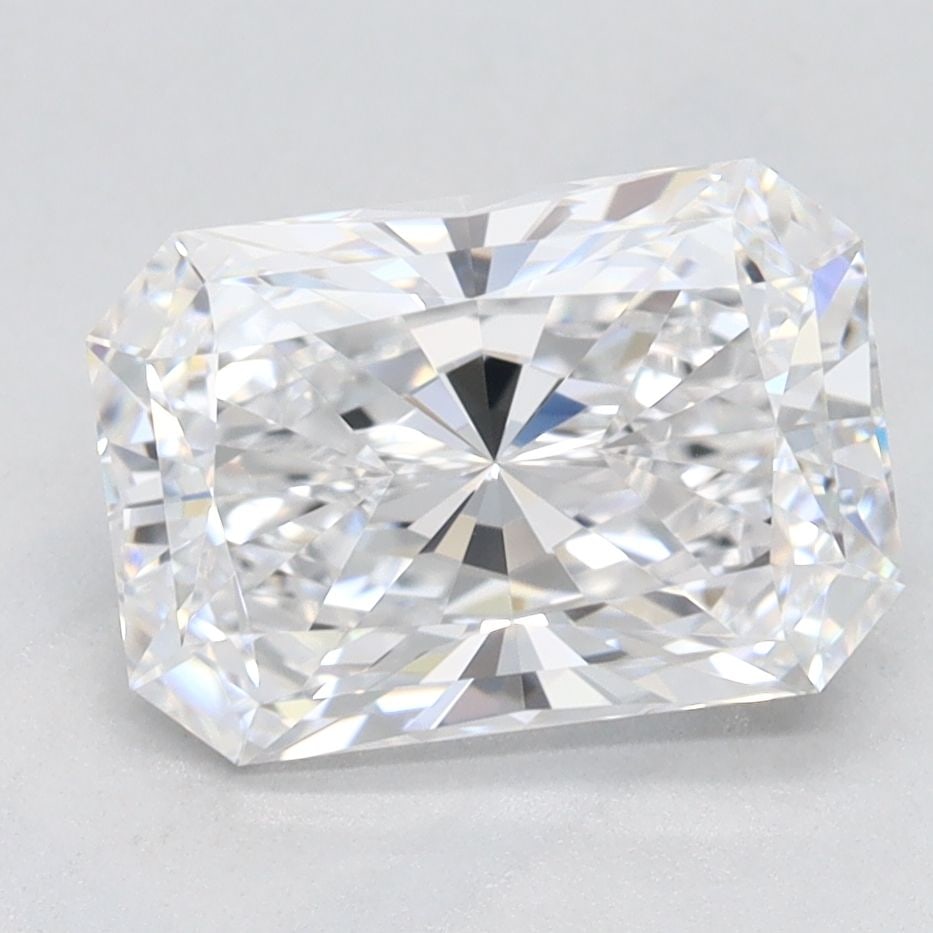 Loose Diamond - RADIANT 2.16ct D IF: Loose Diamond - RADIANT 2.16ct D IF Source: This is a real non-mined Diamond that has been grown in a lab Shape: RADIANT Carats: 2.16 Color: D Clarity: IF Certification: GIA Video:
