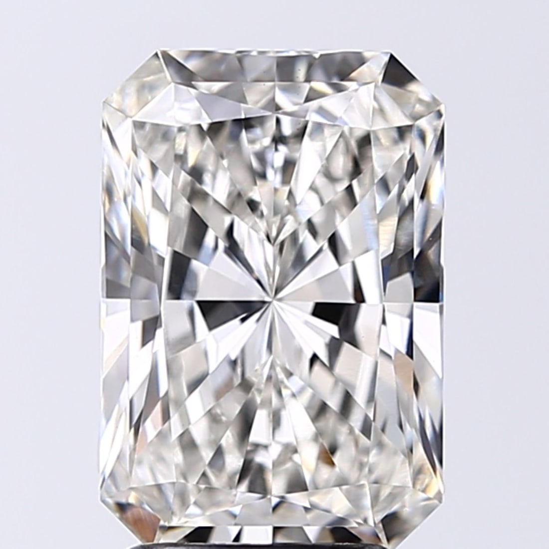 Loose Diamond - RADIANT 3.21ct G VS1: Loose Diamond - RADIANT 3.21ct G VS1 Source: This is a real non-mined Diamond that has been grown in a lab Shape: RADIANT Carats: 3.21 Color: G Clarity: VS1 Certification: IGI Video: