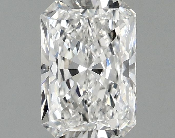 Loose Diamond - RADIANT 1.06ct E VVS2: Loose Diamond - RADIANT 1.06ct E VVS2 Source: This is a real non-mined Diamond that has been grown in a lab Shape: RADIANT Carats: 1.06 Color: E Clarity: VVS2 Certification: IGI Video:
