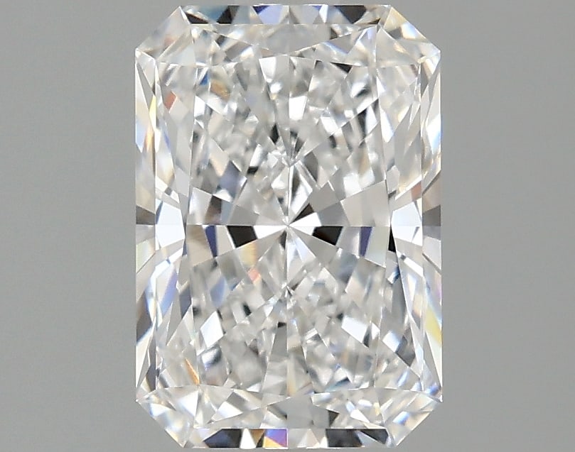 Loose Diamond - RADIANT 1.59ct D VVS1: Loose Diamond - RADIANT 1.59ct D VVS1 Source: This is a real non-mined Diamond that has been grown in a lab Shape: RADIANT Carats: 1.59 Color: D Clarity: VVS1 Certification: IGI Condition: Pre-Owned P