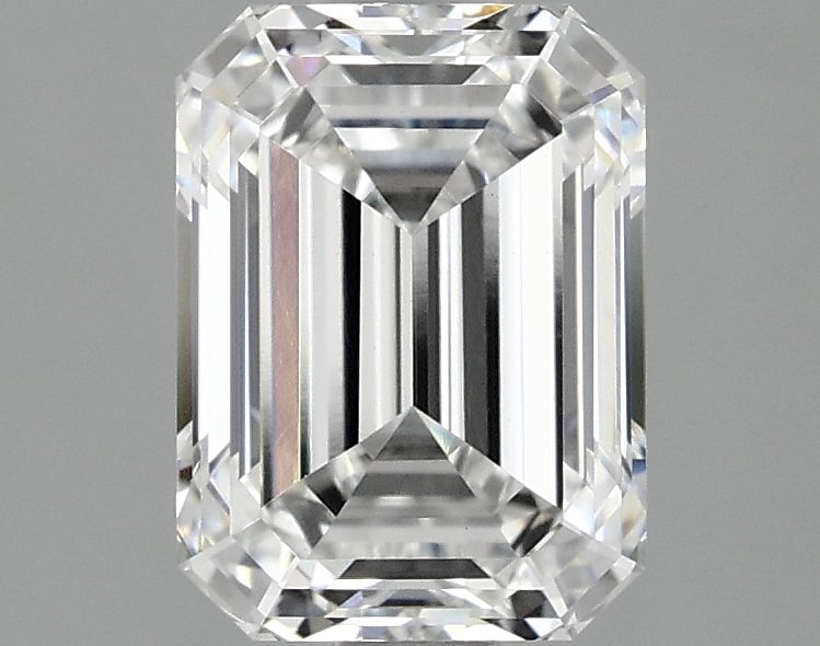 Loose Diamond - EMERALD 1.39ct E VS1: Loose Diamond - EMERALD 1.39ct E VS1 Source: This is a real non-mined Diamond that has been grown in a lab Shape: EMERALD Carats: 1.39 Color: E Clarity: VS1 Certification: IGI Condition: Pre-Owned PLE