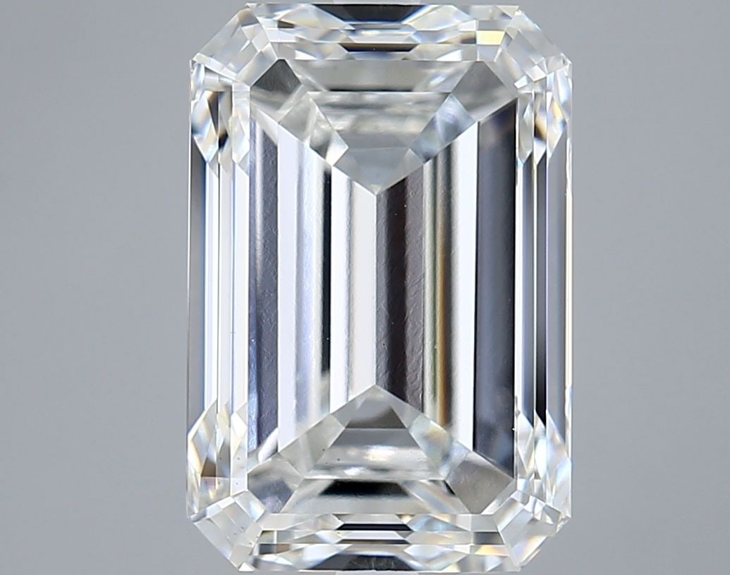 Loose Diamond - EMERALD 7.9ct F VS1: Loose Diamond - EMERALD 7.9ct F VS1 Source: This is a real non-mined Diamond that has been grown in a lab Shape: EMERALD Carats: 7.9 Color: F Clarity: VS1 Certification: IGI Video:
