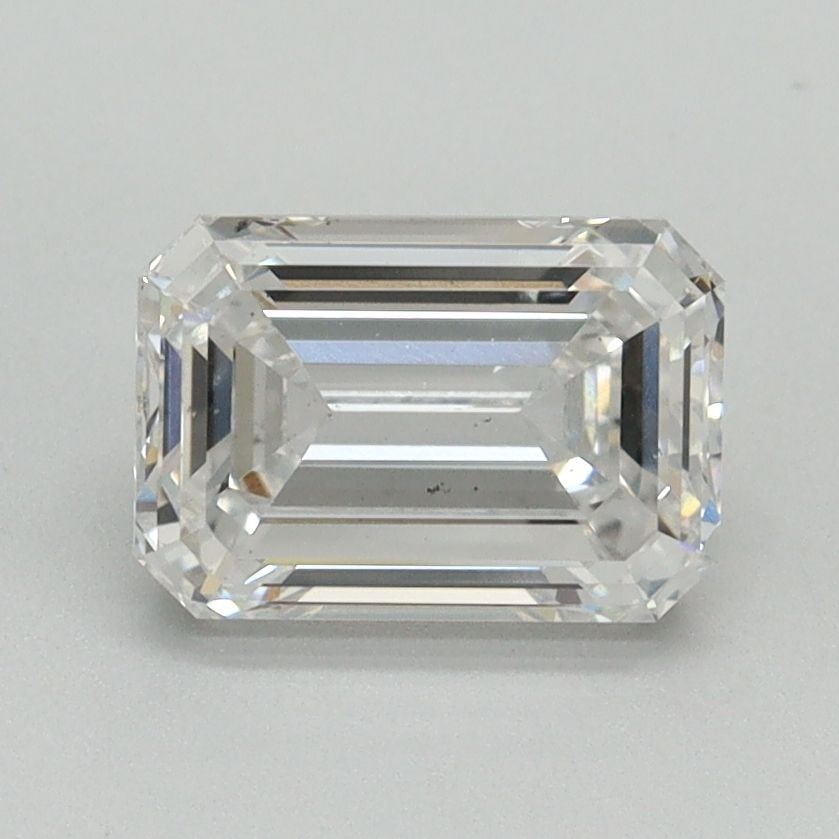 Loose Diamond - EMERALD 1.58ct E VS2: Loose Diamond - EMERALD 1.58ct E VS2 Source: This is a real non-mined Diamond that has been grown in a lab Shape: EMERALD Carats: 1.58 Color: E Clarity: VS2 Certification: NONE Video: