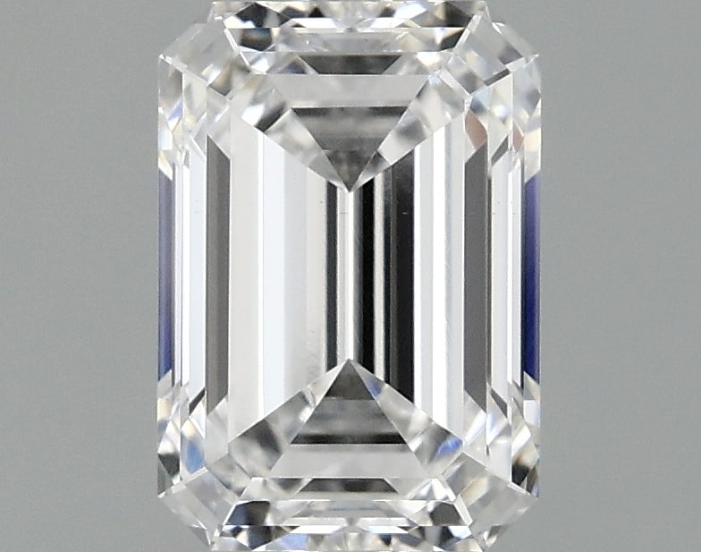 Loose Diamond - EMERALD 1.09ct D VS1: Loose Diamond - EMERALD 1.09ct D VS1 Source: This is a real non-mined Diamond that has been grown in a lab Shape: EMERALD Carats: 1.09 Color: D Clarity: VS1 Certification: IGI Condition: Pre-Owned PLE