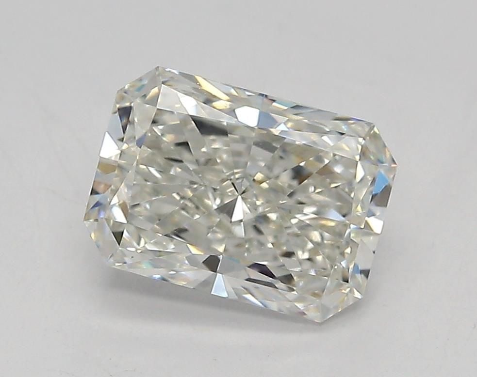Loose Diamond - RADIANT 1.53ct F VVS2: Loose Diamond - RADIANT 1.53ct F VVS2 Source: This is a real non-mined Diamond that has been grown in a lab Shape: RADIANT Carats: 1.53 Color: F Clarity: VVS2 Certification: IGI Video: