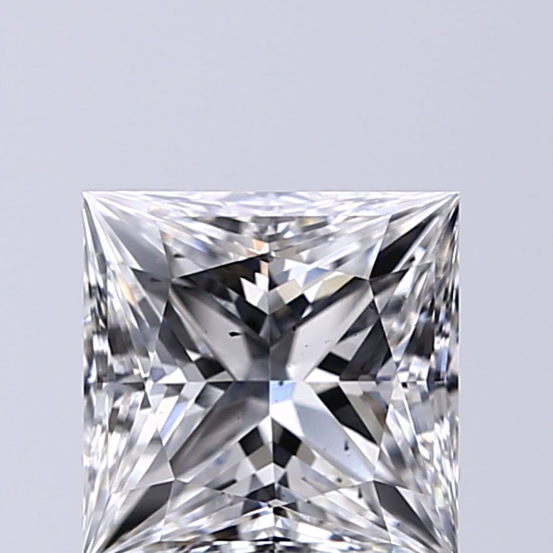 Loose Diamond - PRINCESS 1.53ct E SI1: Loose Diamond - PRINCESS 1.53ct E SI1 Source: This is a real non-mined Diamond that has been grown in a lab Shape: PRINCESS Carats: 1.53 Color: E Clarity: SI1 Certification: IGI Video: