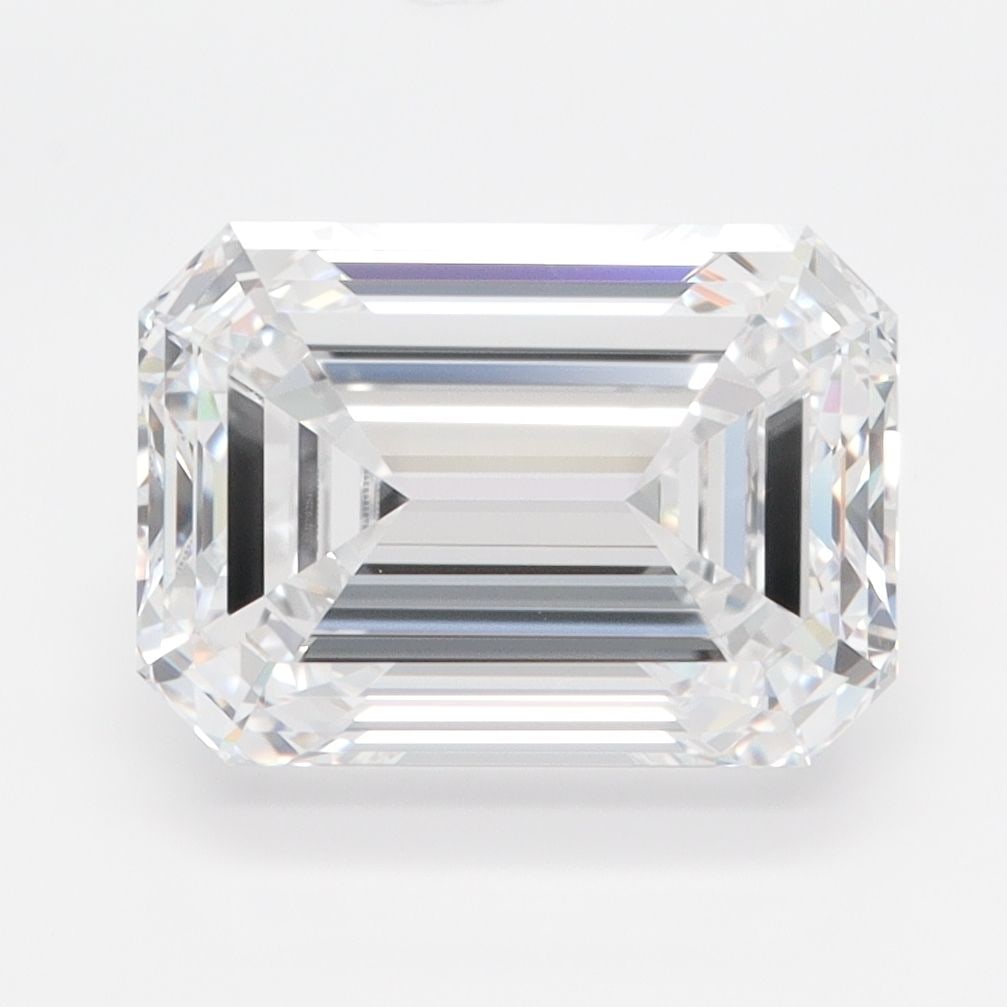 Loose Diamond - EMERALD 4.03ct D IF: Loose Diamond - EMERALD 4.03ct D IF Source: This is a real non-mined Diamond that has been grown in a lab Shape: EMERALD Carats: 4.03 Color: D Clarity: IF Certification: IGI PLEASE NOTE: Framed, Large