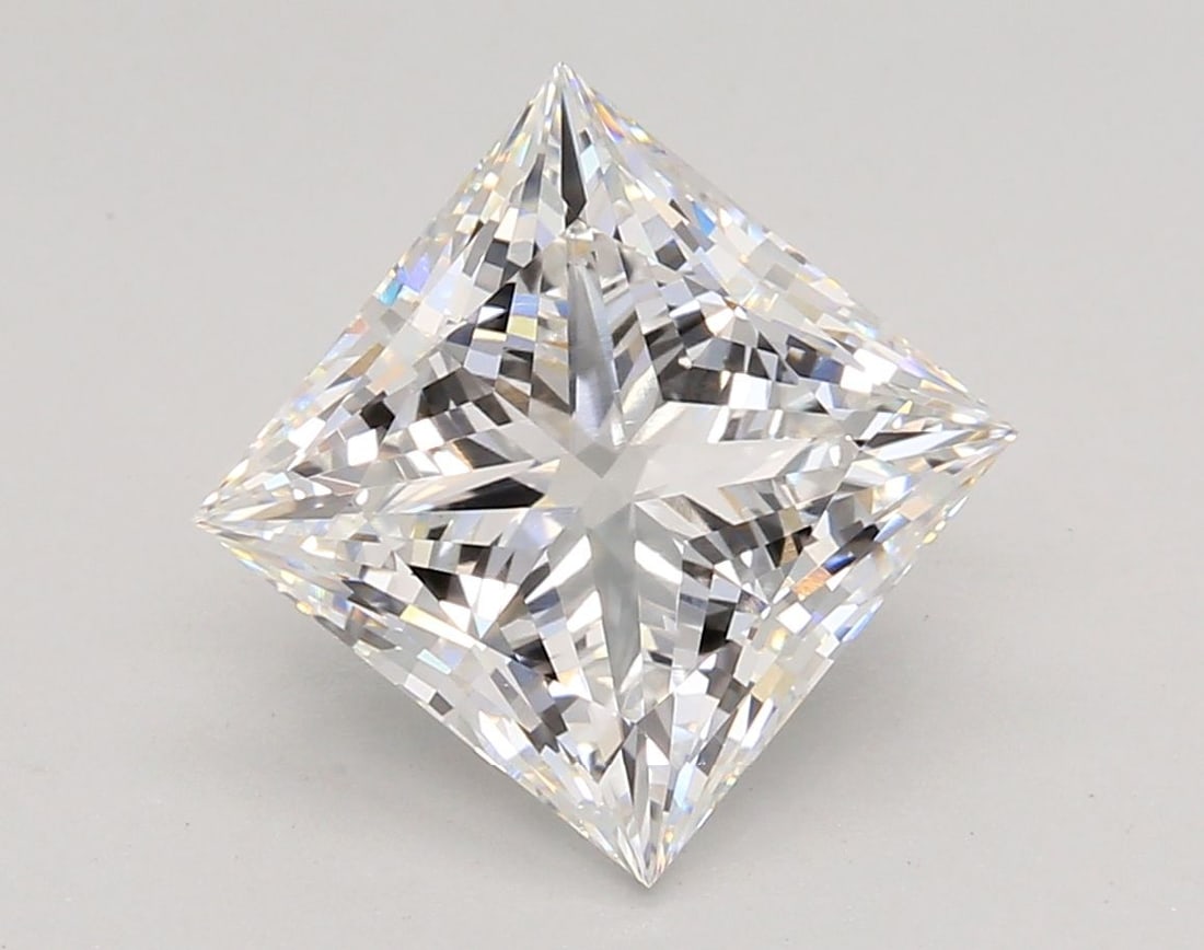 Loose Diamond - PRINCESS 4.08ct E VVS2: Loose Diamond - PRINCESS 4.08ct E VVS2 Source: This is a real non-mined Diamond that has been grown in a lab Shape: PRINCESS Carats: 4.08 Color: E Clarity: VVS2 Certification: IGI Video: