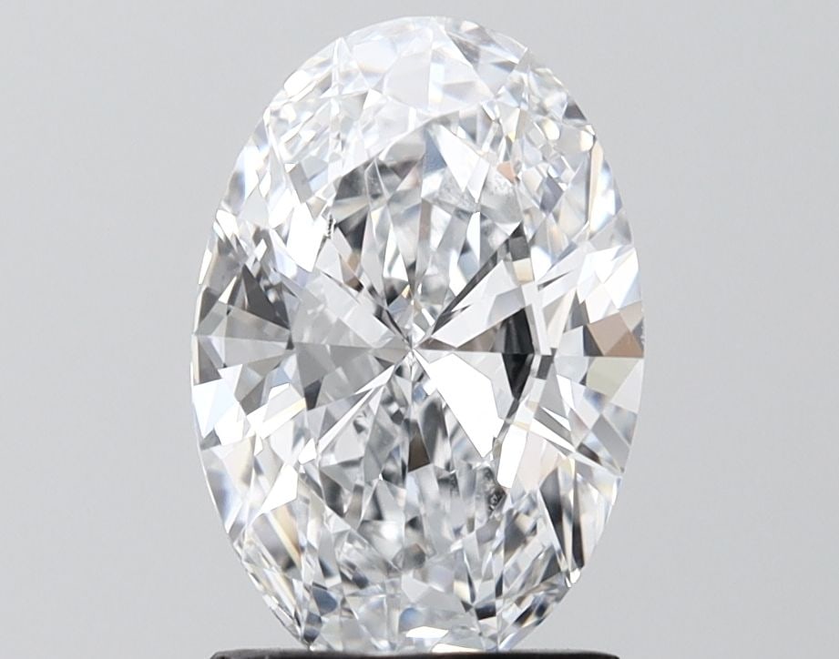 Loose Diamond - OVAL 2.0ct D VVS2: Loose Diamond - OVAL 2.0ct D VVS2 Source: This is a real non-mined Diamond that has been grown in a lab Shape: OVAL Carats: 2.0 Color: D Clarity: VVS2 Certification: IGI Video: