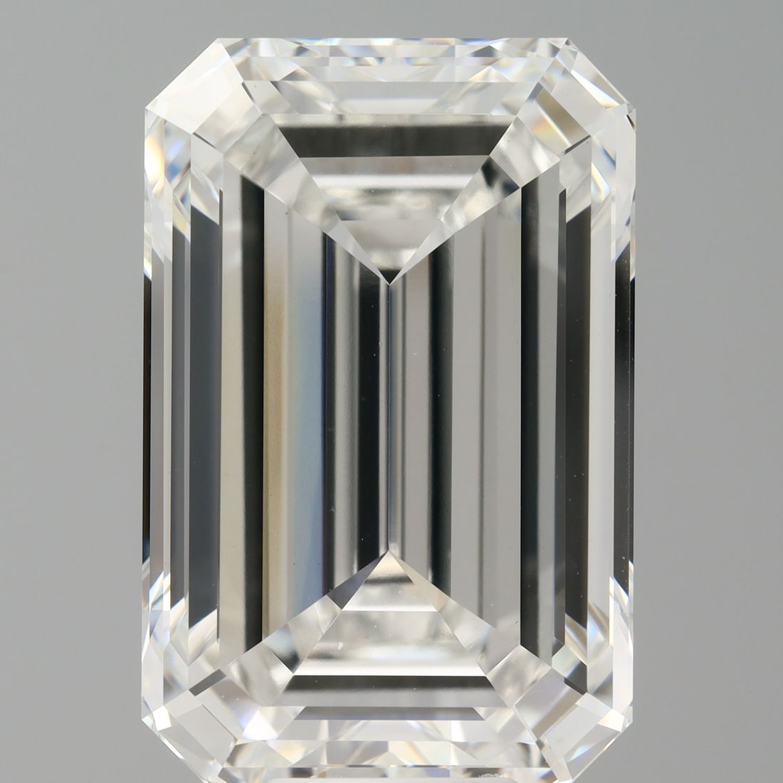 Loose Diamond - EMERALD 12.55ct F VVS2: Loose Diamond - EMERALD 12.55ct F VVS2 Source: This is a real non-mined Diamond that has been grown in a lab Shape: EMERALD Carats: 12.55 Color: F Clarity: VVS2 Certification: IGI Video: