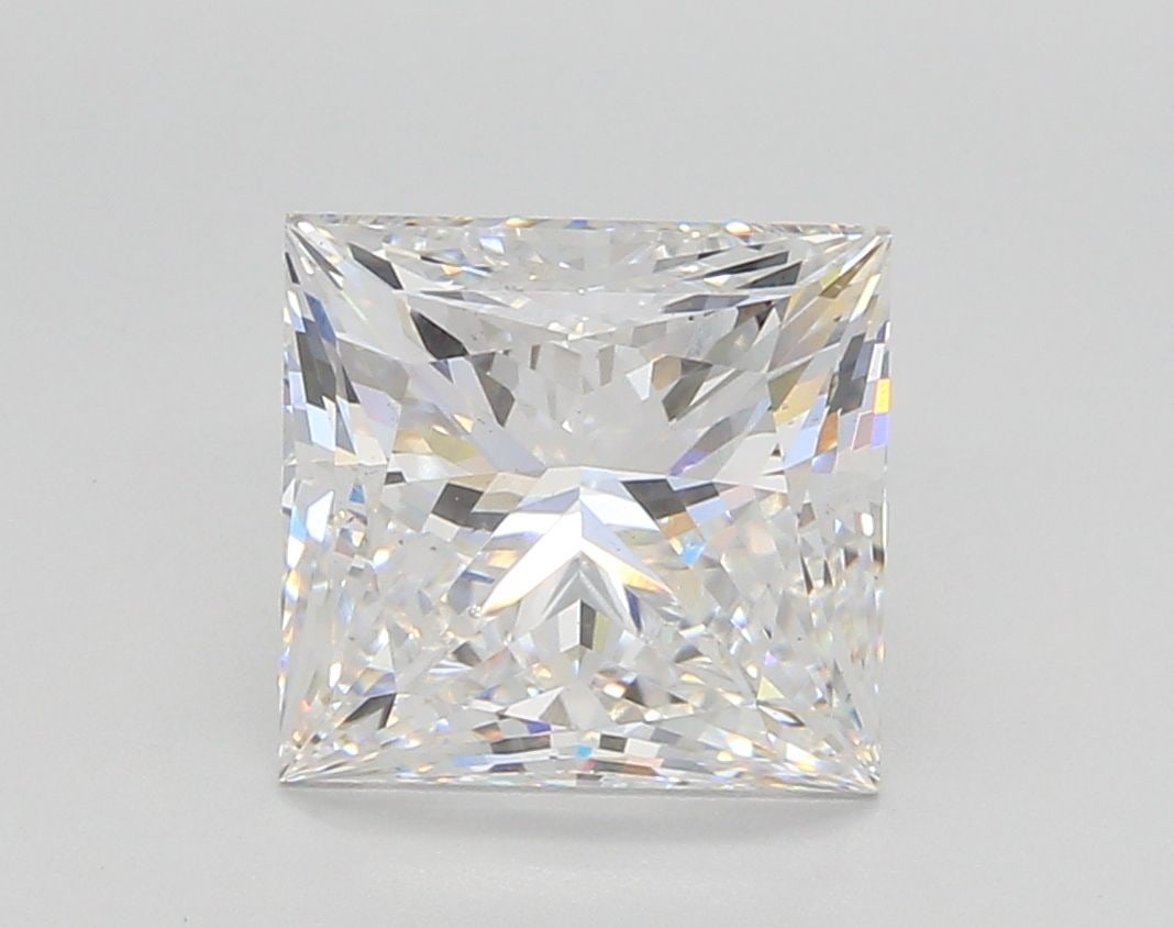 Loose Diamond - PRINCESS 3.82ct E VS1: Loose Diamond - PRINCESS 3.82ct E VS1 Source: This is a real non-mined Diamond that has been grown in a lab Shape: PRINCESS Carats: 3.82 Color: E Clarity: VS1 Certification: IGI Video: