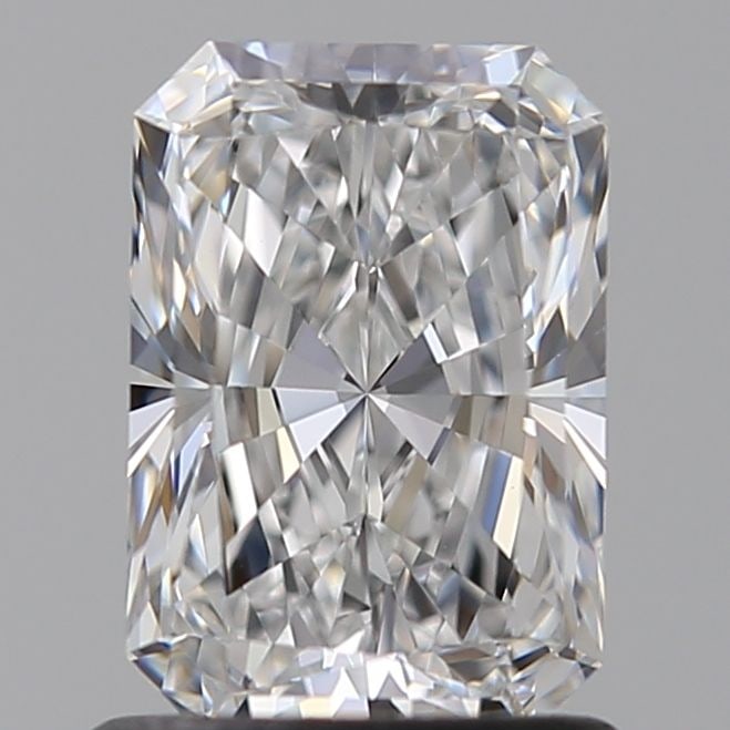 Loose Diamond - RADIANT 1.17ct D VS1: Loose Diamond - RADIANT 1.17ct D VS1 Source: This is a real non-mined Diamond that has been grown in a lab Shape: RADIANT Carats: 1.17 Color: D Clarity: VS1 Certification: IGI Video: