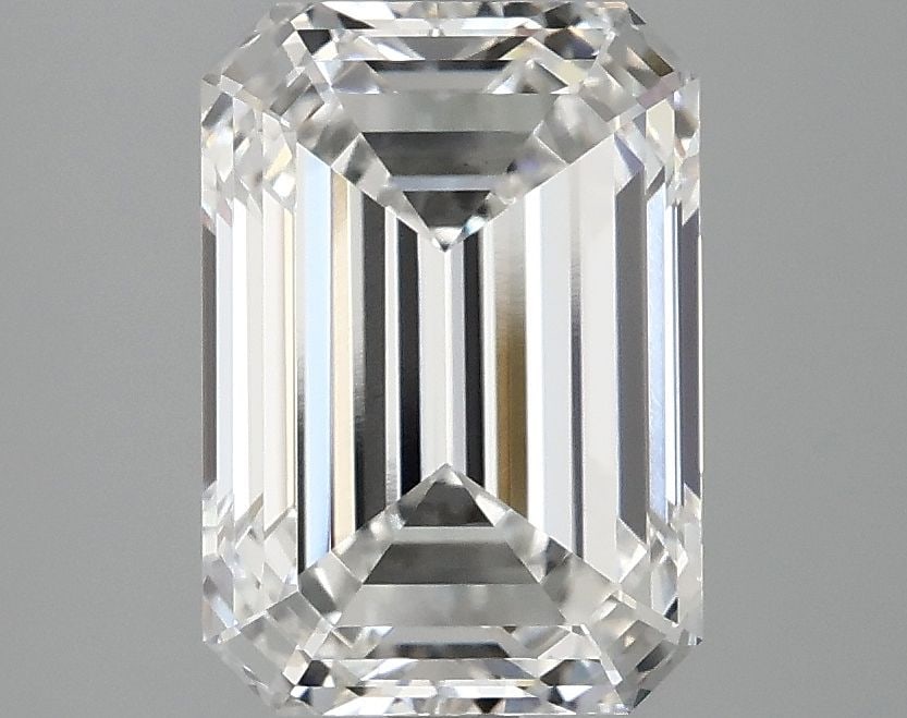 Loose Diamond - EMERALD 3.1ct E VVS2: Loose Diamond - EMERALD 3.1ct E VVS2 Source: This is a real non-mined Diamond that has been grown in a lab Shape: EMERALD Carats: 3.1 Color: E Clarity: VVS2 Certification: IGI Video: