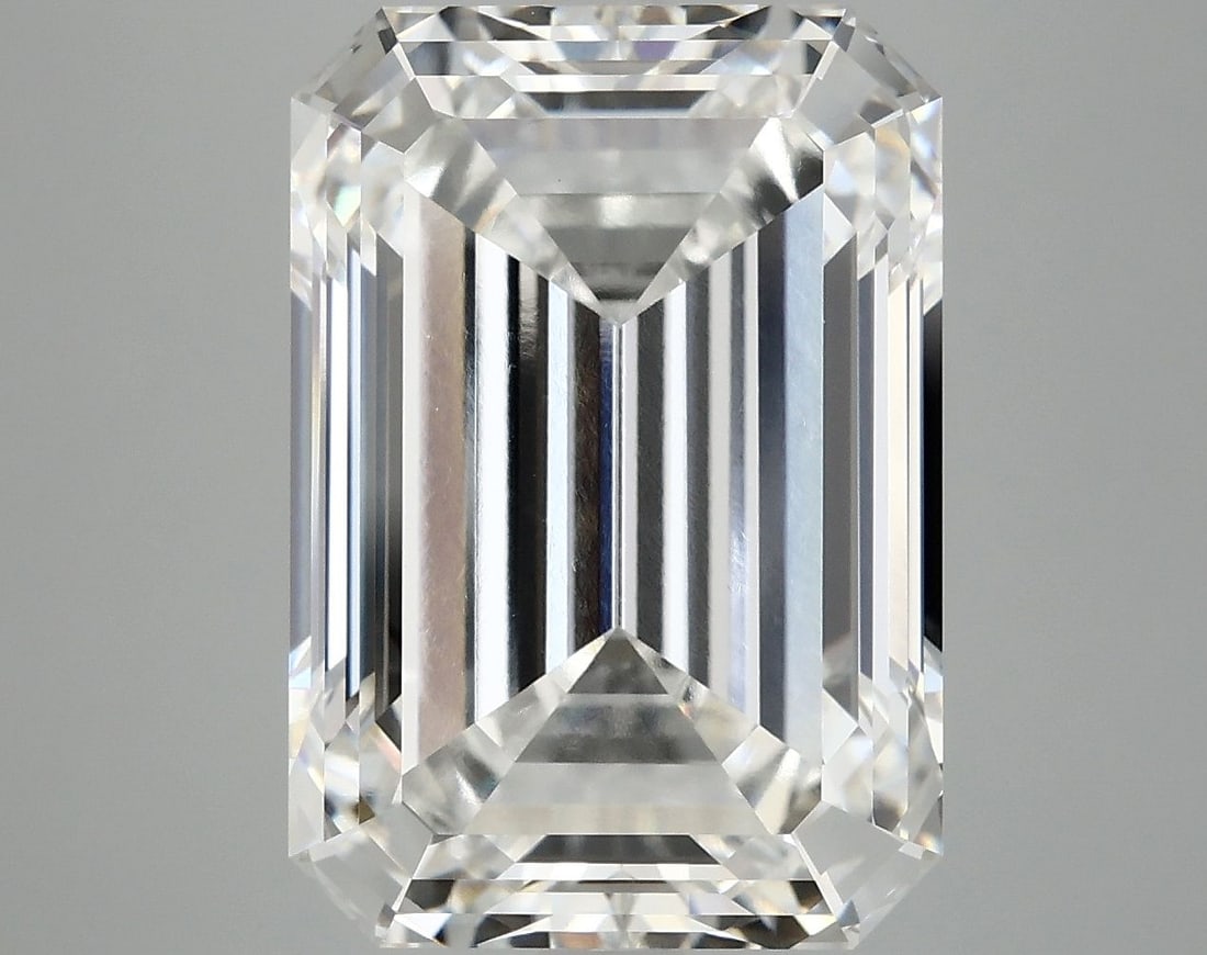Loose Diamond - EMERALD 10.69ct F VVS2: Loose Diamond - EMERALD 10.69ct F VVS2 Source: This is a real non-mined Diamond that has been grown in a lab Shape: EMERALD Carats: 10.69 Color: F Clarity: VVS2 Certification: IGI Video: