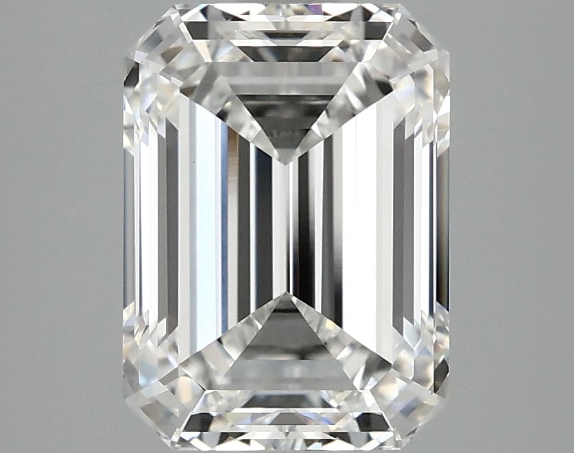 Loose Diamond - EMERALD 3.03ct E VVS2: Loose Diamond - EMERALD 3.03ct E VVS2 Source: This is a real non-mined Diamond that has been grown in a lab Shape: EMERALD Carats: 3.03 Color: E Clarity: VVS2 Certification: IGI Condition: Pre-Owned P