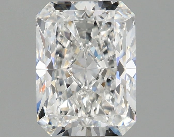 Loose Diamond - RADIANT 1.5ct E VVS1: Loose Diamond - RADIANT 1.5ct E VVS1 Source: This is a real non-mined Diamond that has been grown in a lab Shape: RADIANT Carats: 1.5 Color: E Clarity: VVS1 Certification: IGI Condition: Pre-Owned PLE