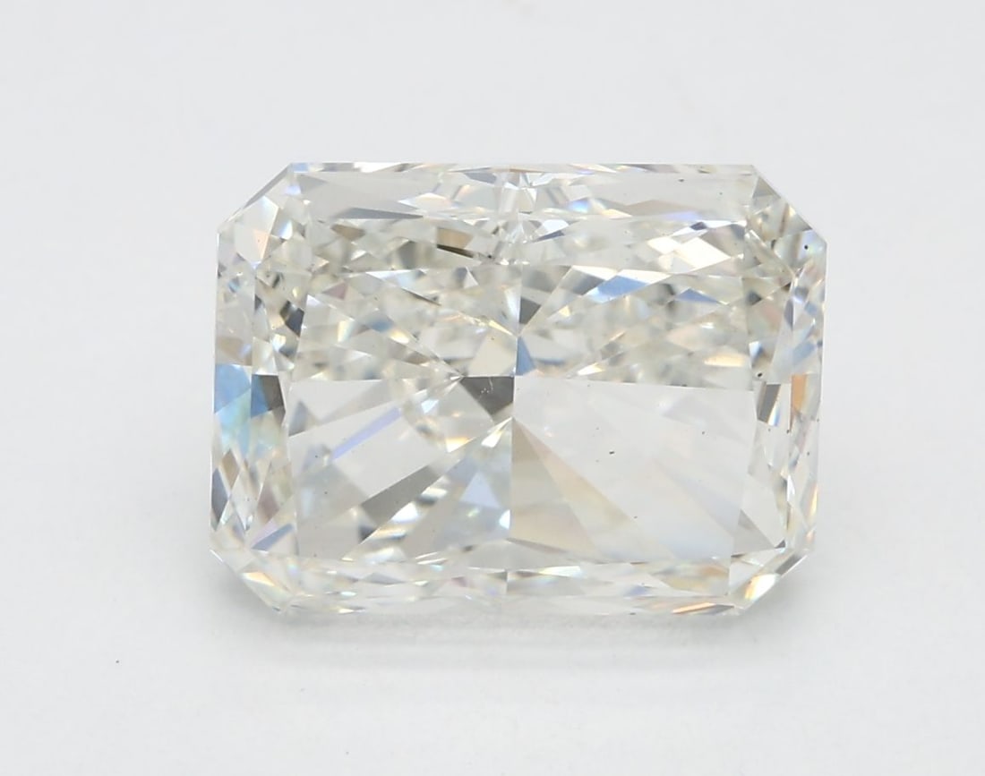 Loose Diamond - RADIANT 3.0ct H VS2: Loose Diamond - RADIANT 3.0ct H VS2 Source: This is a real non-mined Diamond that has been grown in a lab Shape: RADIANT Carats: 3.0 Color: H Clarity: VS2 Certification: IGI Video: