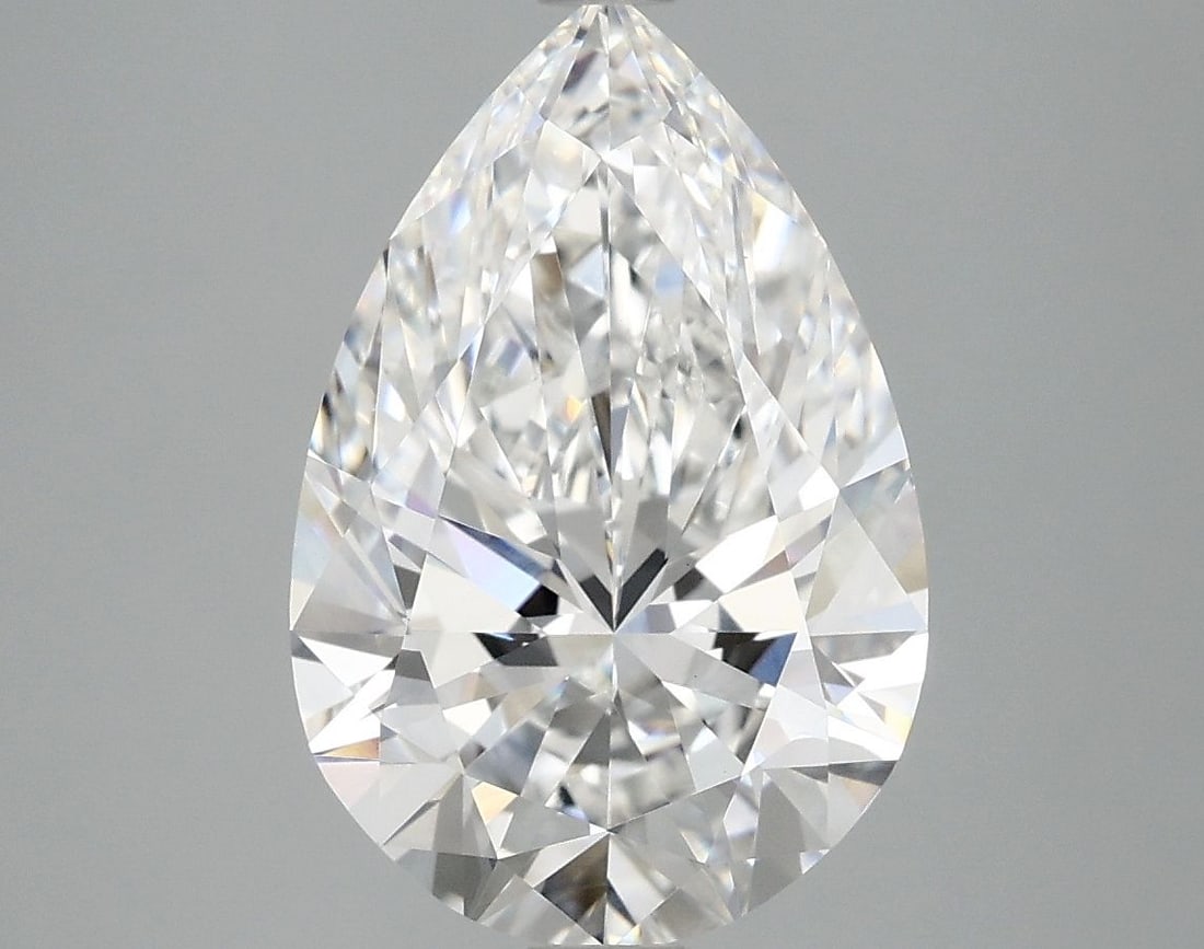 Loose Diamond - PEAR 3.96ct E VVS2: Loose Diamond - PEAR 3.96ct E VVS2 Source: This is a real non-mined Diamond that has been grown in a lab Shape: PEAR Carats: 3.96 Color: E Clarity: VVS2 Certification: IGI Video: